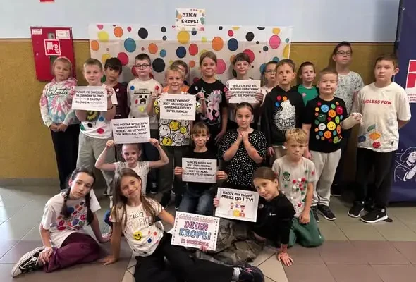 Dzień Kropki w klasach I-III – święto kreatywności i wiary w siebie