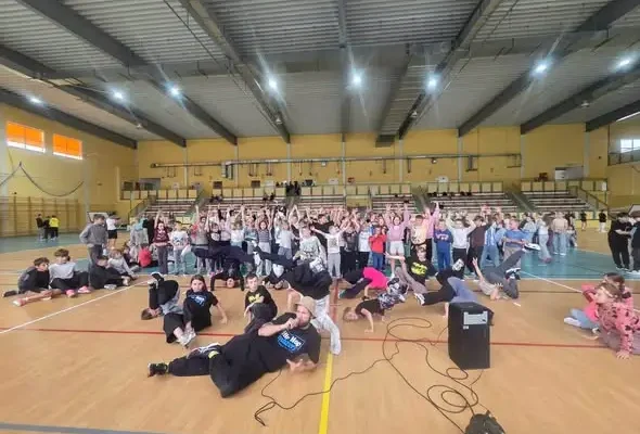 ZML Crew ruszyła w tournée po szkołach. Breaking zagościł w Węgorzewie