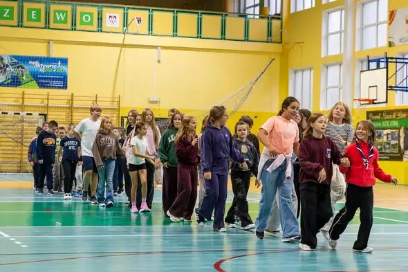 Europejski Dzień Sportu Szkolnego w Węgorzewie – 2026 kroków i lekcja bezpieczeństwa