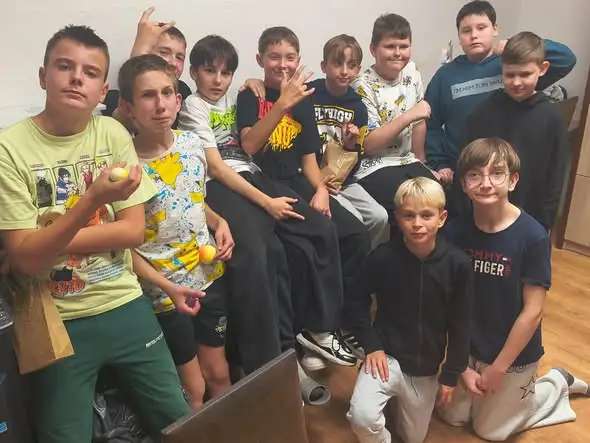 Noc w szkole klasy 5B – tak świętowano Dzień Chłopaka