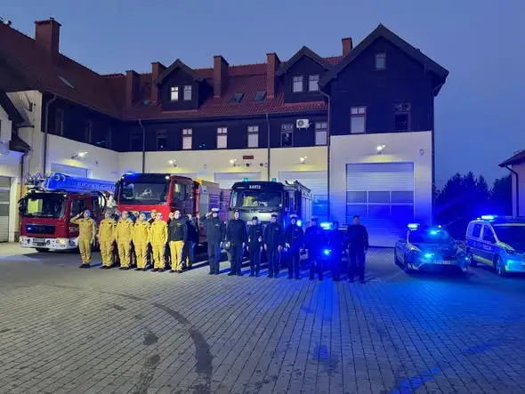 Tragedia w powiecie węgorzewskim: dwóch strażaków zginęło podczas akcji gaśniczej