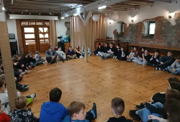 Młodzi Kreatywni: warsztaty społeczne i kulinarne w Więckach