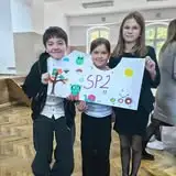 Młodzi recytatorzy z Węgorzewa zachwycili jury. Sukces uczennic w konkursie poezji Szymborskiej